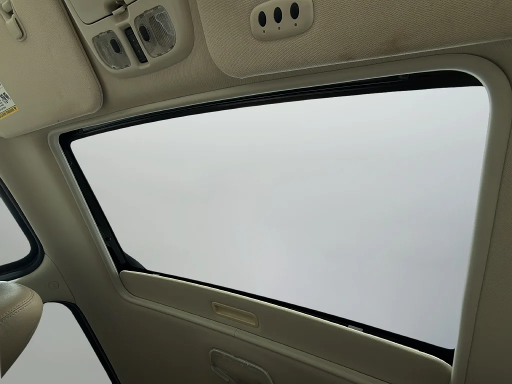 Used 2012 Blue Ford Limited image 20