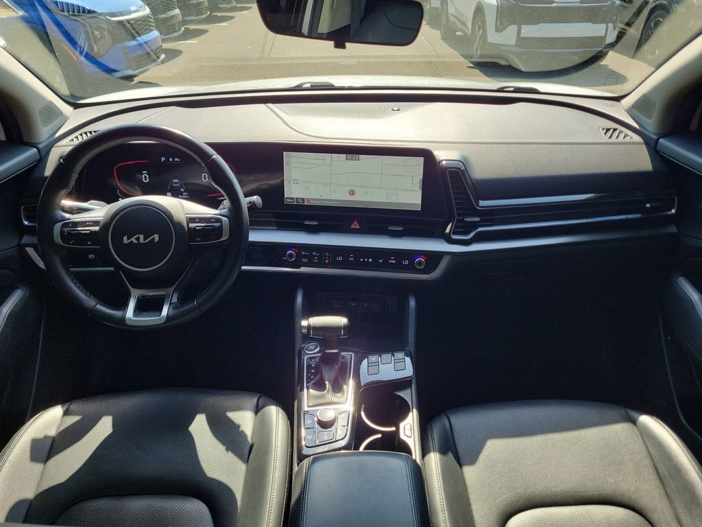 Used 2023 White Kia EX image 17