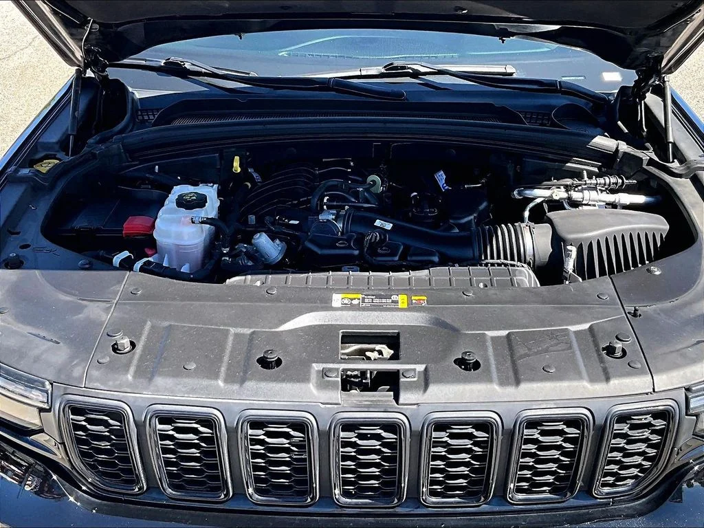 Used 2023 Black Jeep Limited image 11