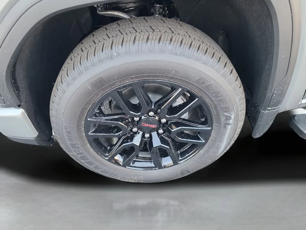 New 2026 Sterling Metallic GMC Elevation image 25