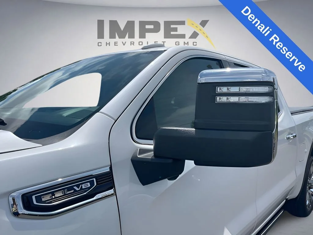 Used 2024 White Frost Tricoat GMC Denali image 36