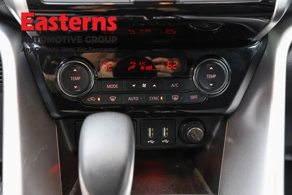 Used 2024 Black Mitsubishi SE image 19