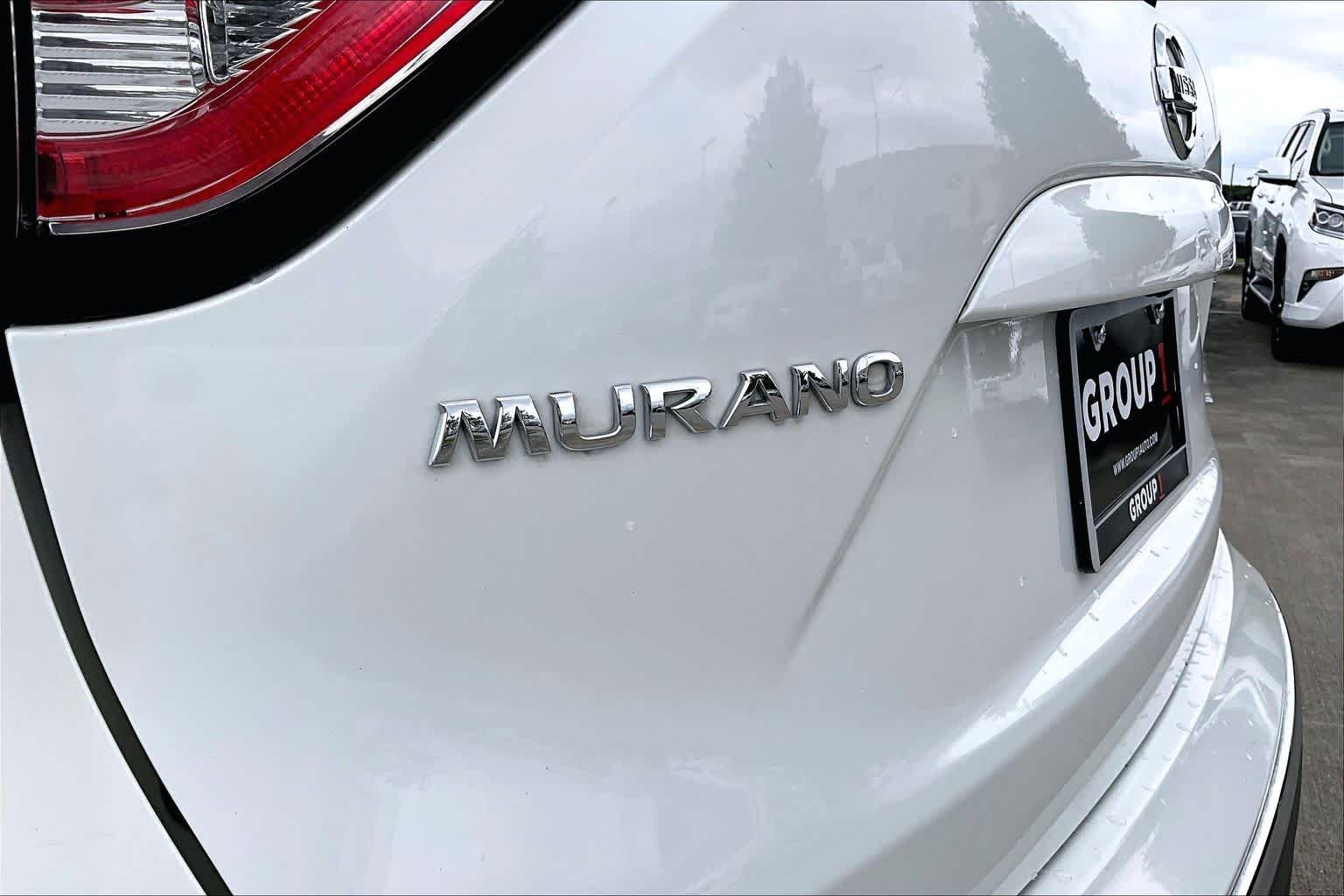 Used 2017 Pearl White Nissan SV image 29