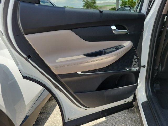 2023 Hyundai Santa Fe Limited - Photo 10