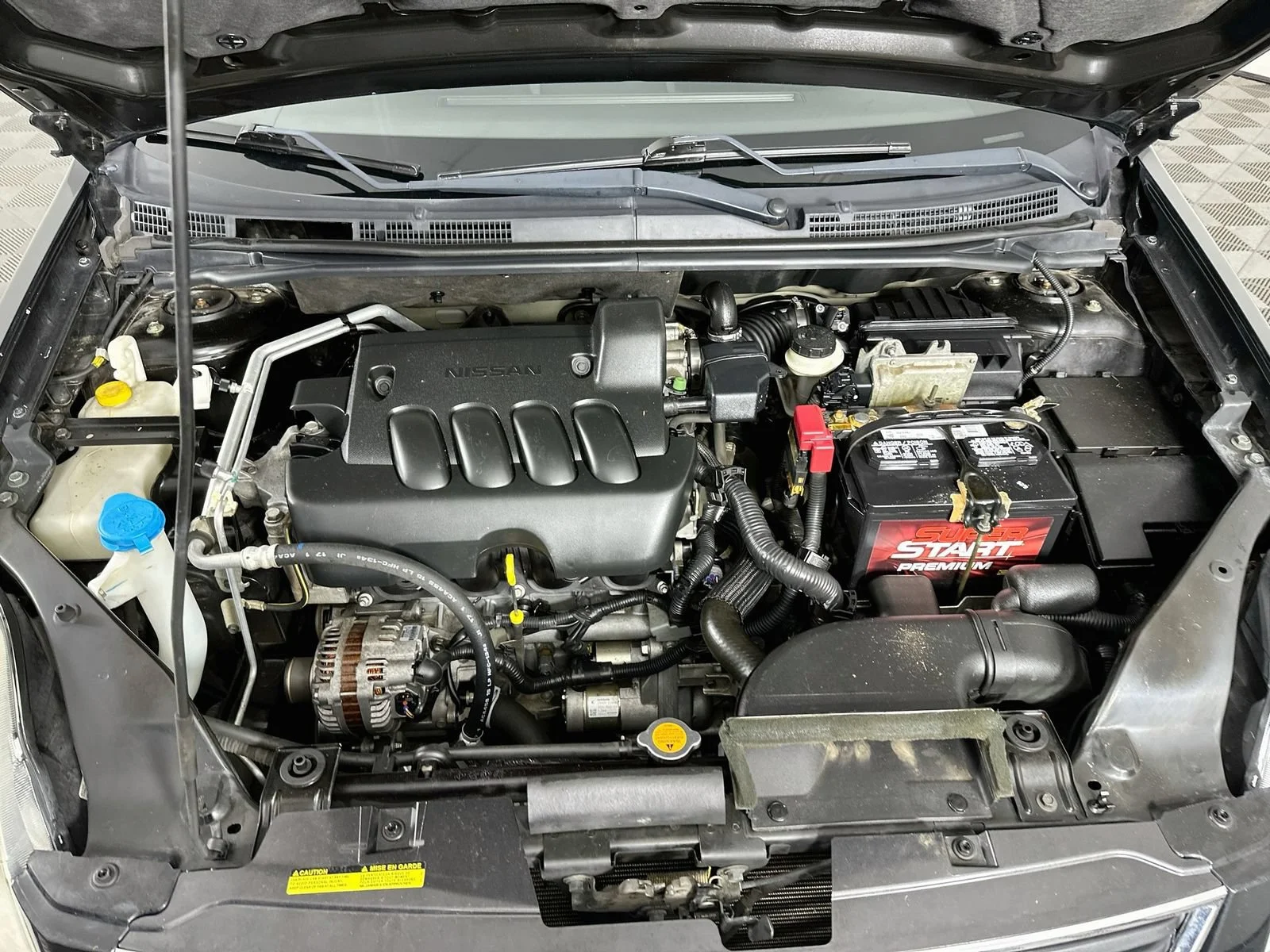 Used 2011 Black Nissan 2.0 SL image 30