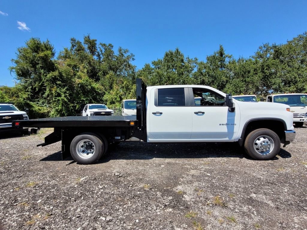 2025 Chevrolet Silverado 3500 HD Work Truck - Photo 8
