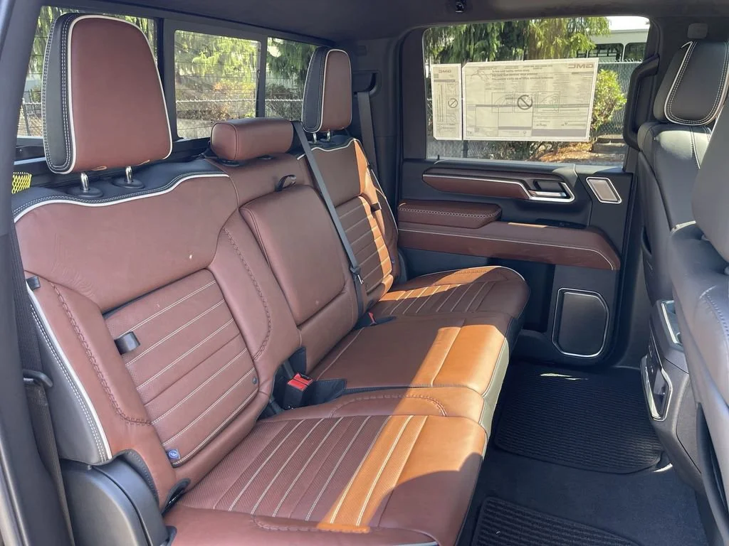 2025 GMC Sierra 3500HD Denali Ultimate - Photo 28