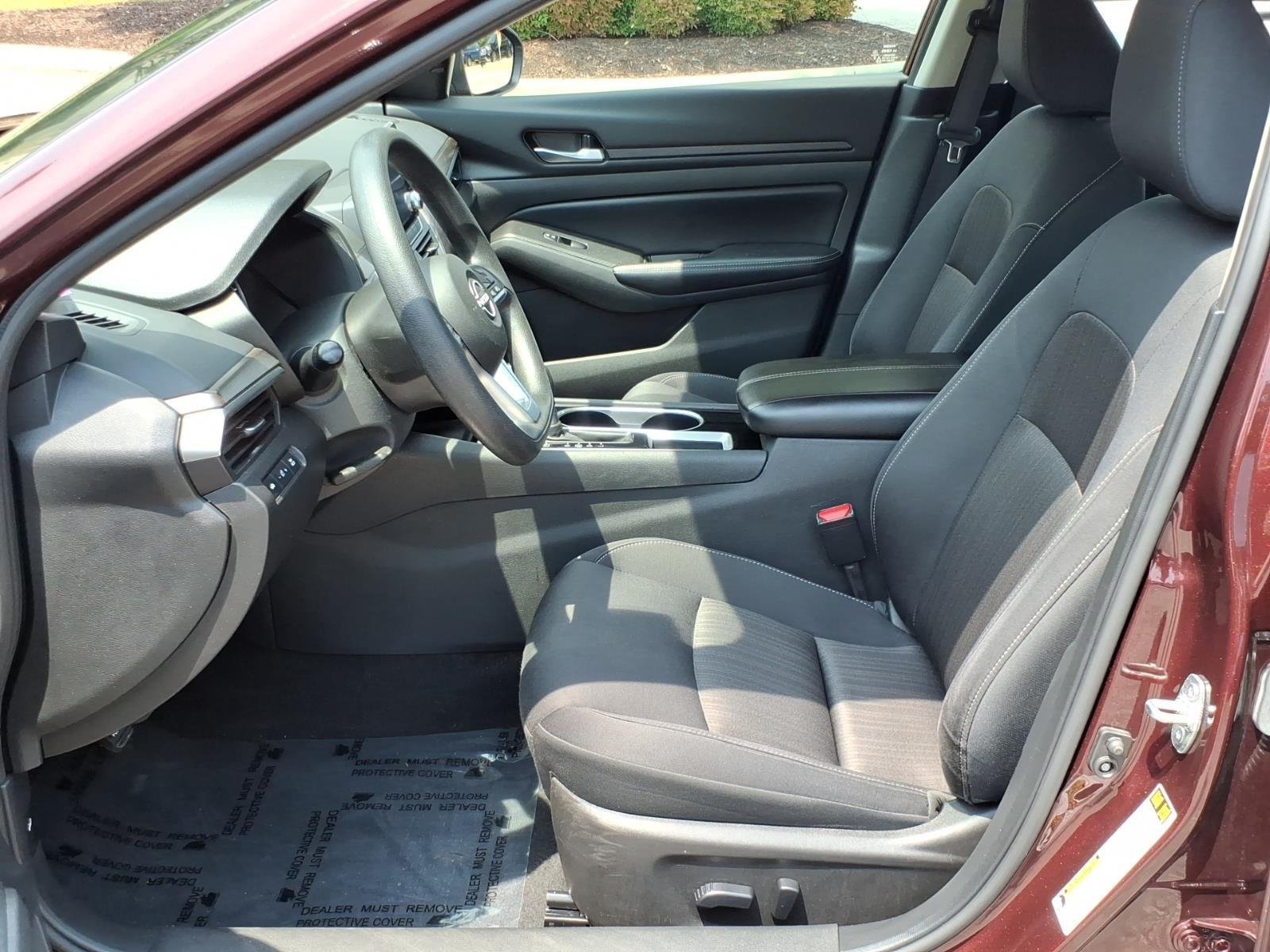 Used 2024 Garnet Pearl Metallic Nissan 2.5 SV image 12