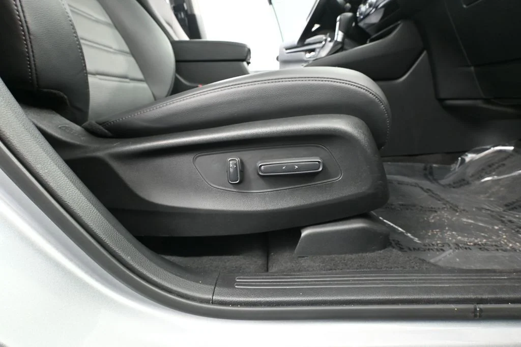 Certified Used 2025 Gray Honda EX-L image 46