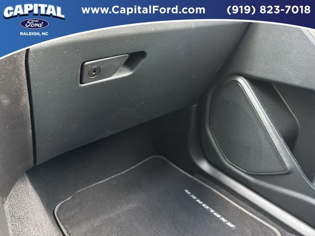 Used 2023 Blue Ford XLT image 28