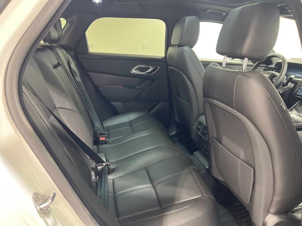 Certified Used 2026 Fuji White Land Rover Dynamic SE image 28