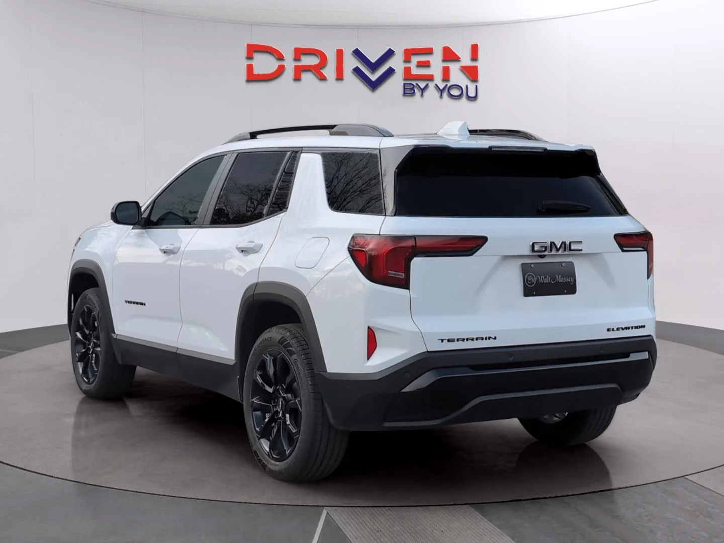 New 2026 Summit White GMC Elevation image 3