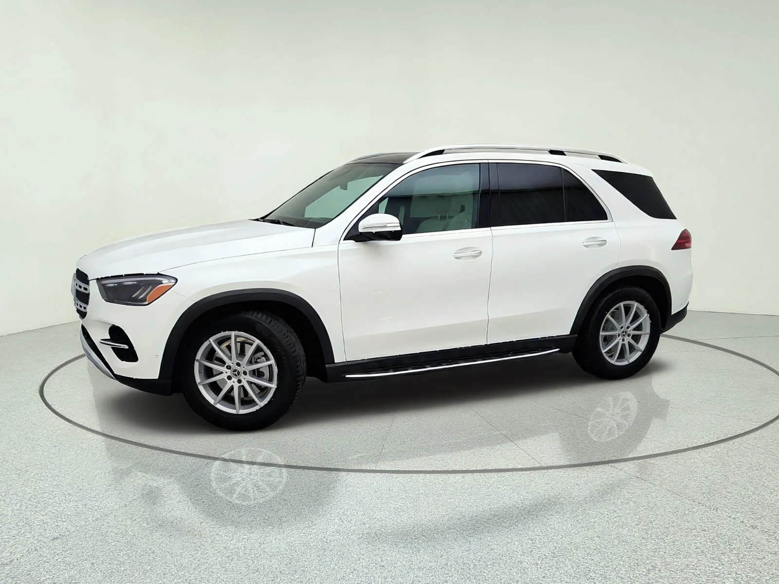 Certified Used 2026 Polar White Mercedes-Benz GLE 350 image 15