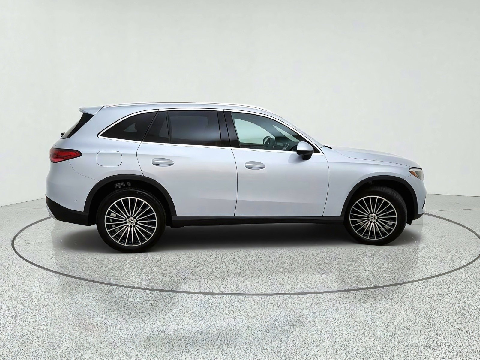 Certified Used 2026 Cirrus Silver Metallic Mercedes-Benz GLC 300 image 7