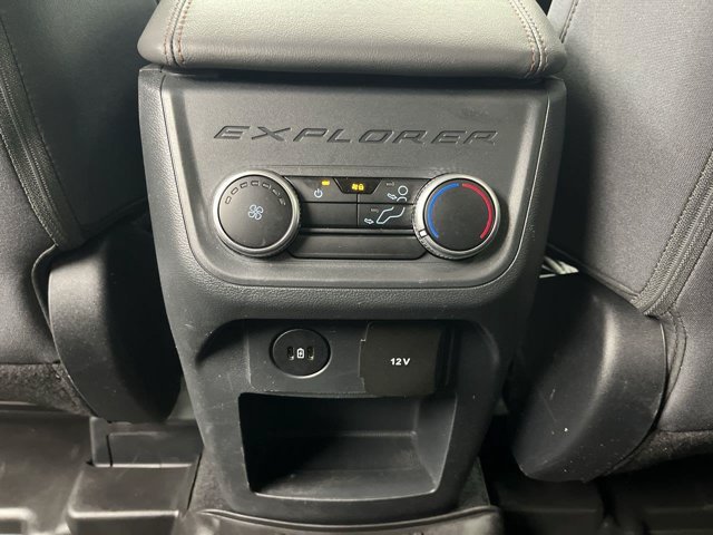 Used 2025 Carbonized Gray Ford Active image 12