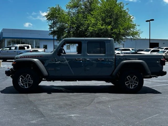 New 2026 Anvil Clear-Coat Exterior Paint Jeep Mojave image 4