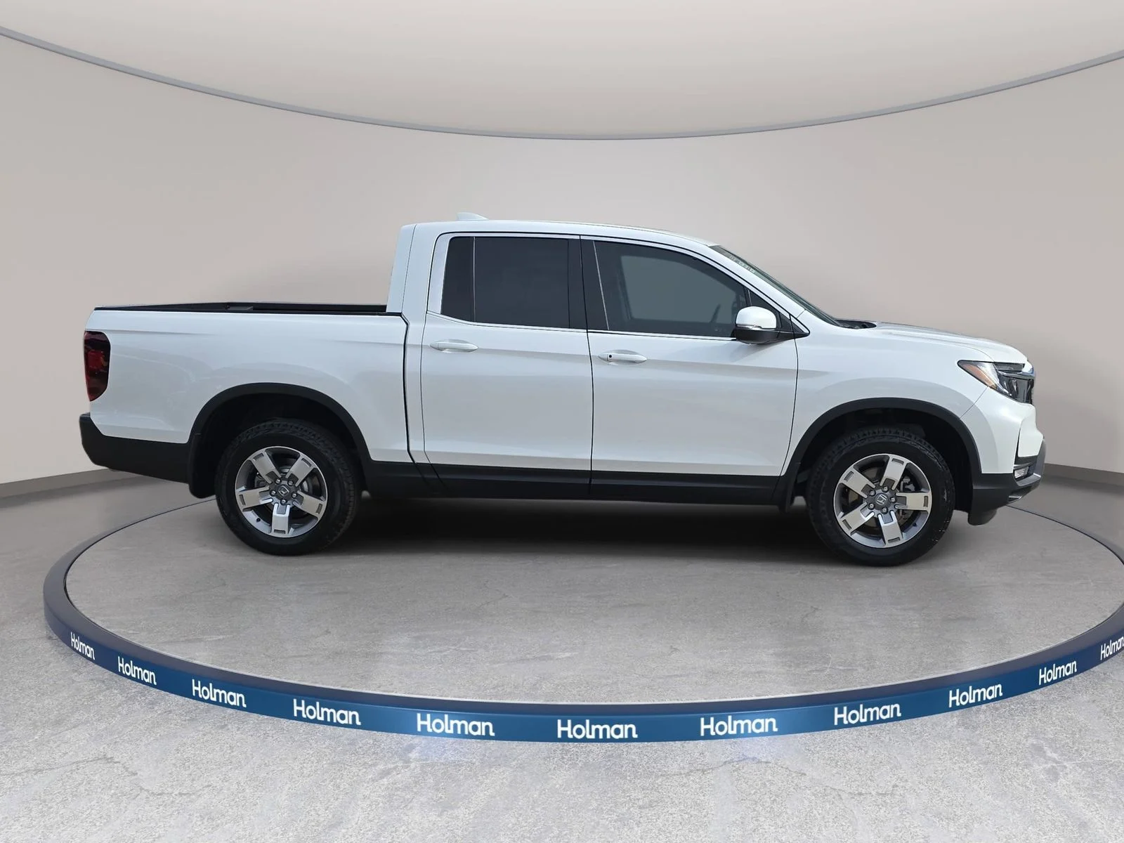 New 2026 Platinum White Pearl Honda RTL image 4