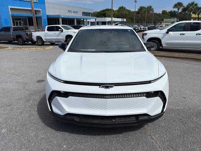 New 2026 Summit White Chevrolet LT image 8