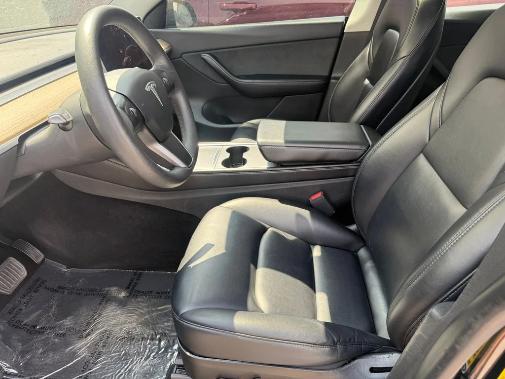 Used 2022 Black Tesla Long Range image 28