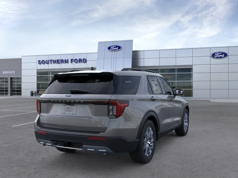 New 2026 Carbonized Gray Metallic Ford Active image 32
