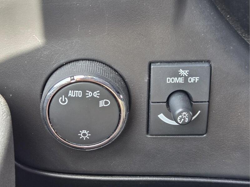 Used 2025 Summit White CHEVROLET RWD 2500 135" image 27