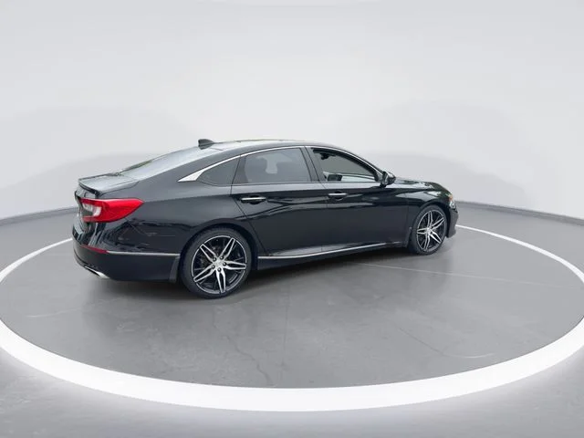Used 2021 Black Honda Touring 2.0T image 8