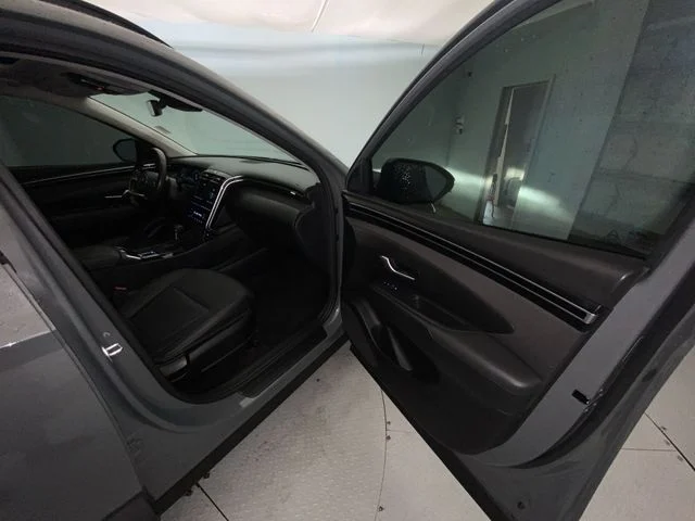Used 2024 Gray Hyundai SEL image 25