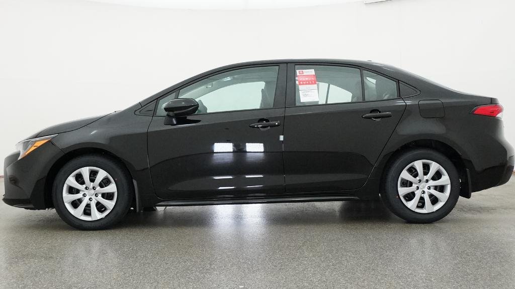 New 2026 Midnight Black Metallic Toyota LE image 41
