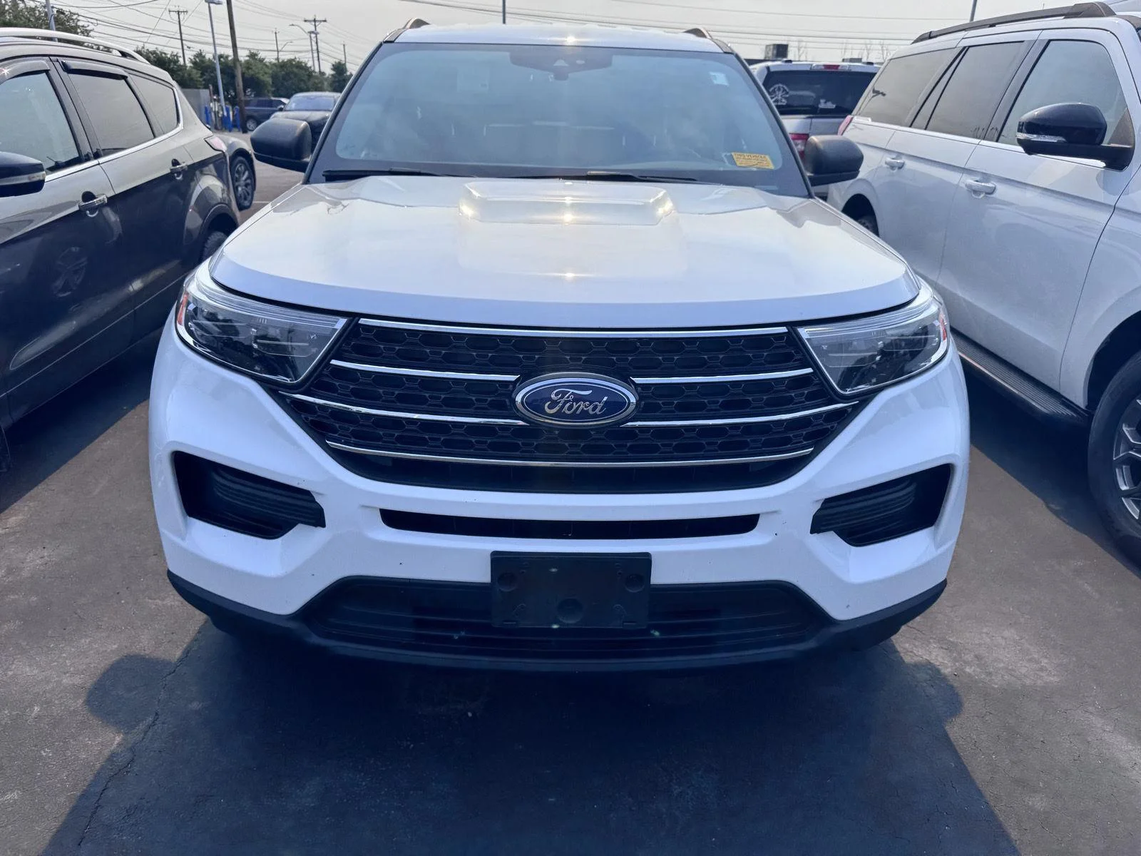 Used 2021 Oxford White Ford XLT image 2