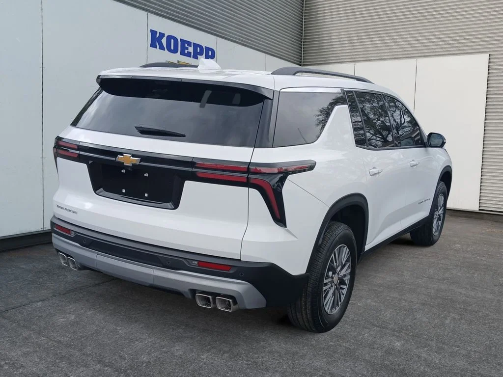 New 2026 Summit White Chevrolet LT image 5
