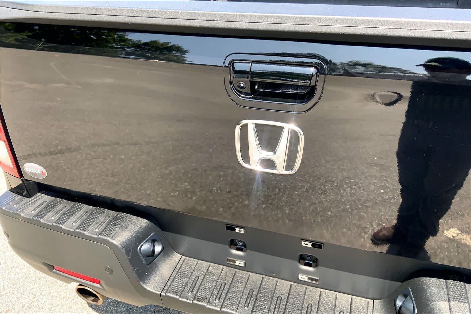 Certified Used 2023 Crystal Black Pearl Honda Black Edition image 33