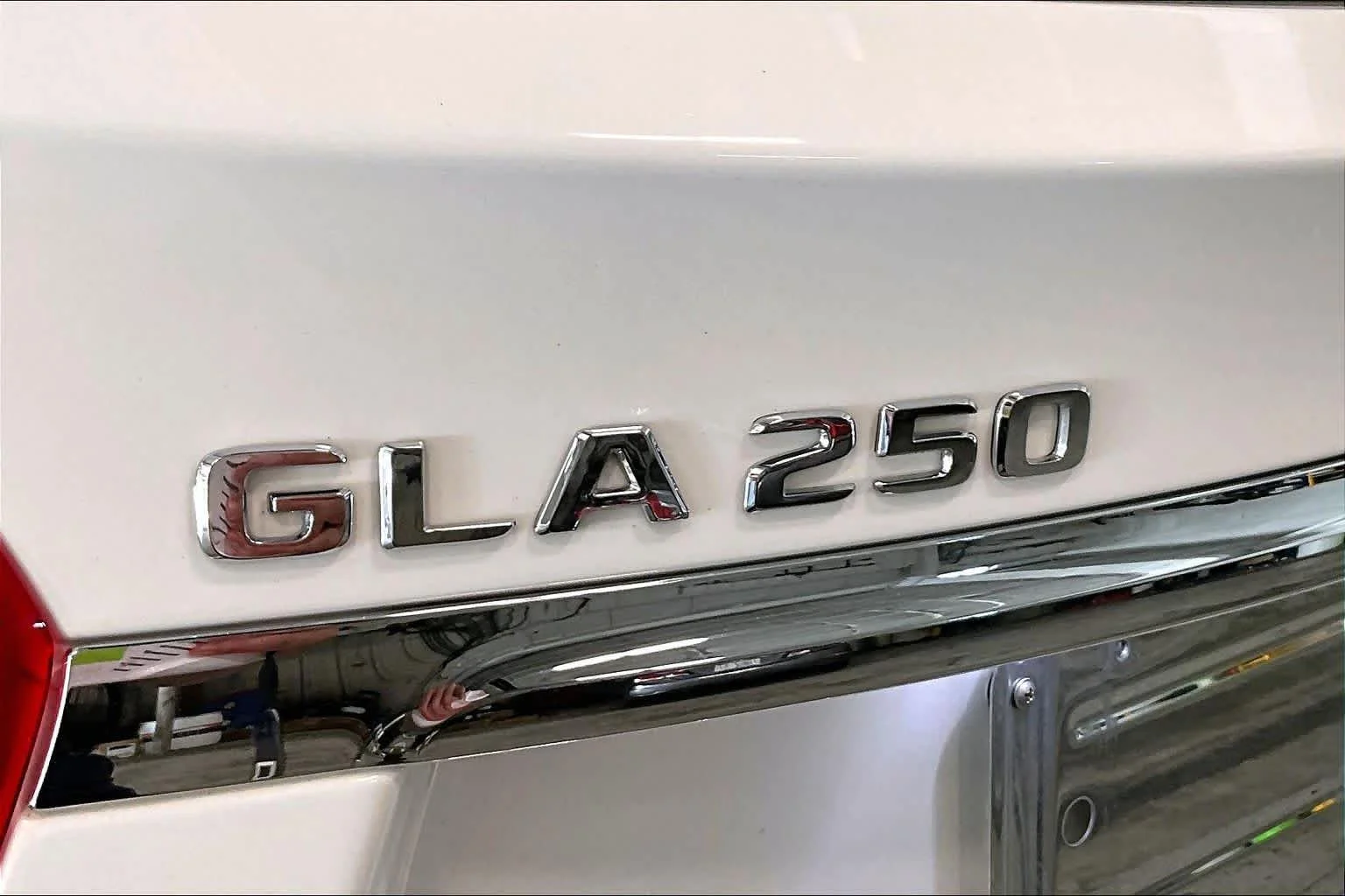 Used 2019 Polar White Mercedes-Benz GLA 250 image 10