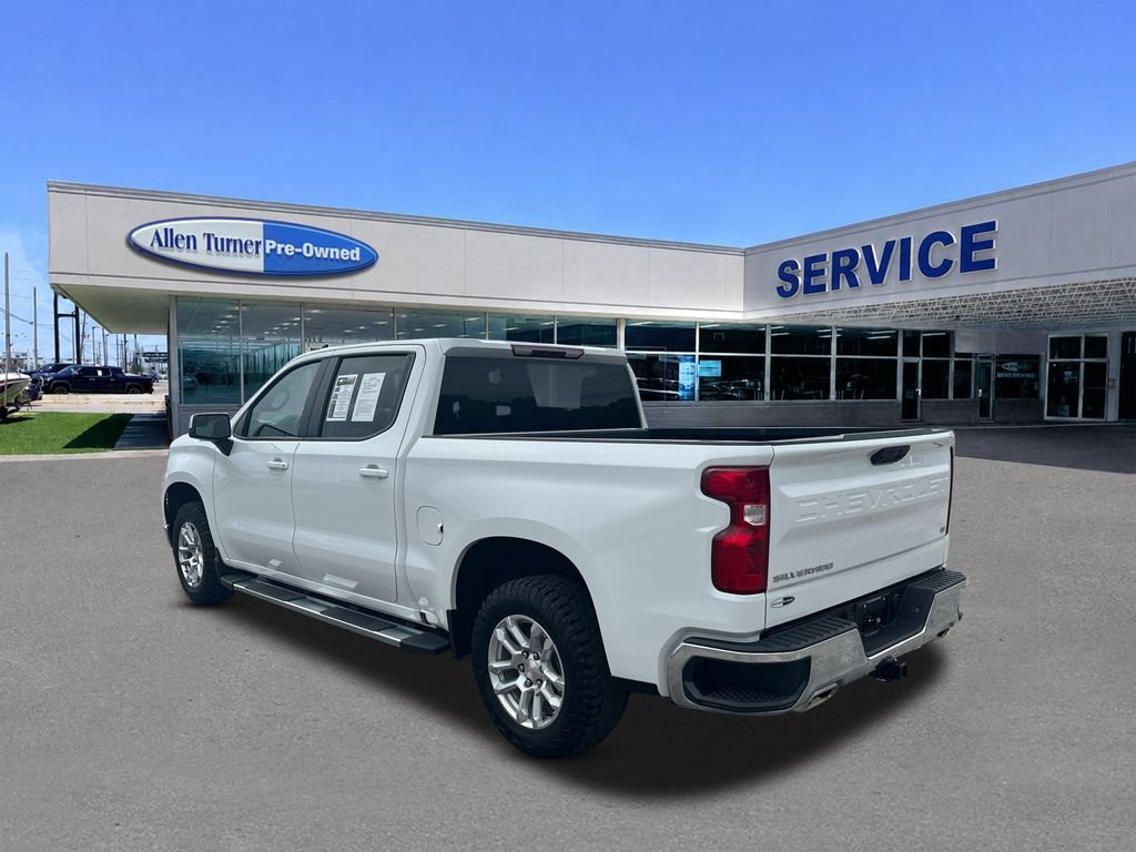 Used 2025 White Chevrolet LT image 5