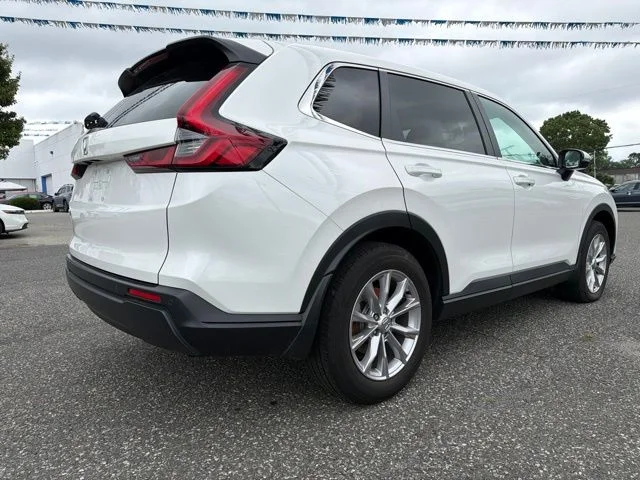 Used 2024 Platinum White Pearl Honda EX-L image 5