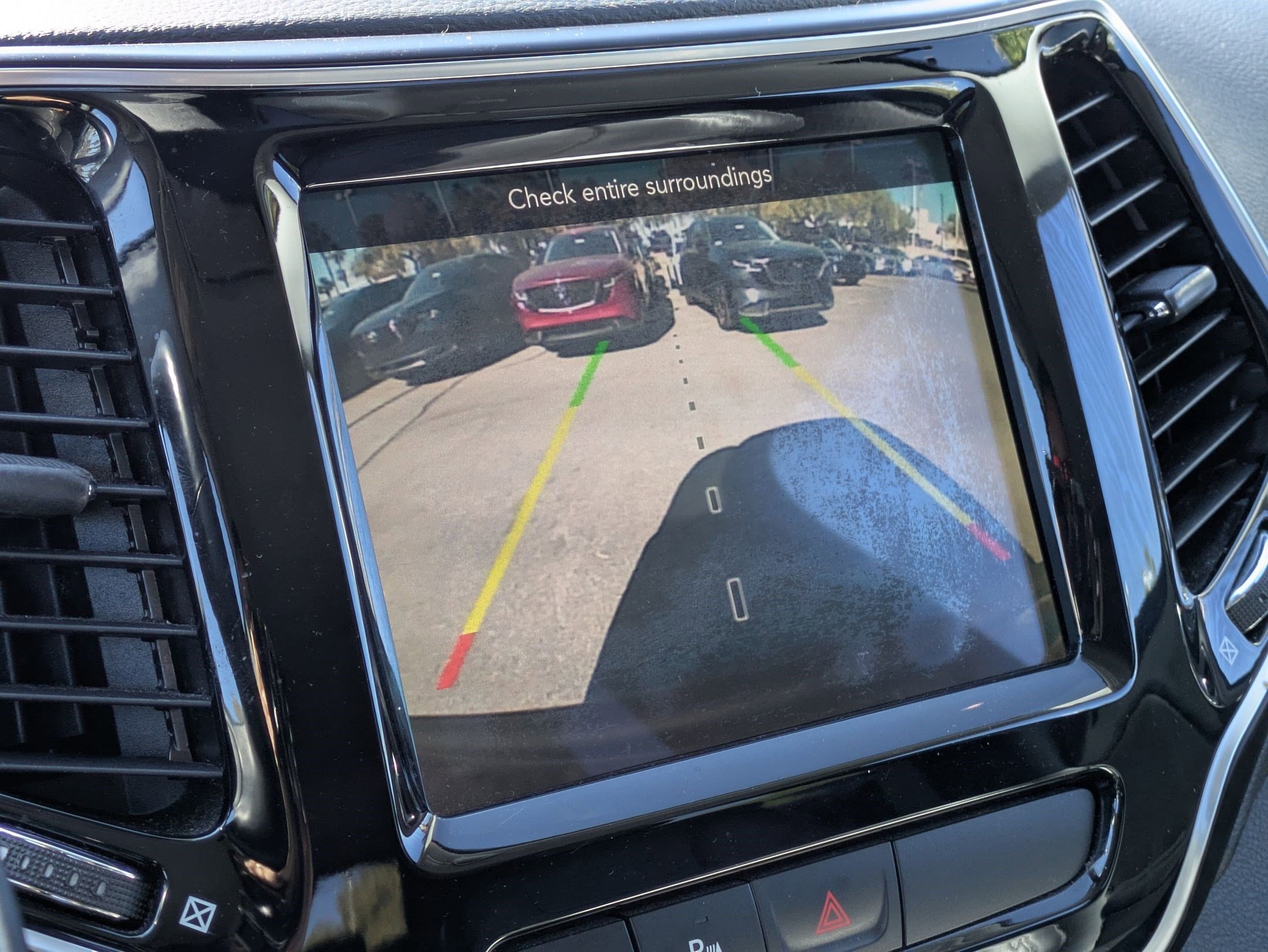 Used 2019 Diamond Black Crystal Pearlcoat Jeep Limited image 19