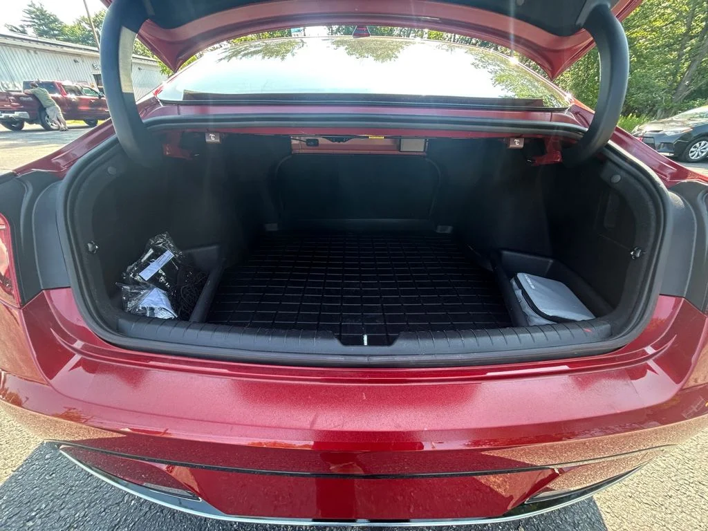 Used 2023 Ultimate Red Hyundai SEL image 20