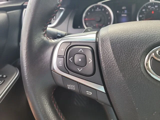 Used 2017 Black Toyota SE image 27