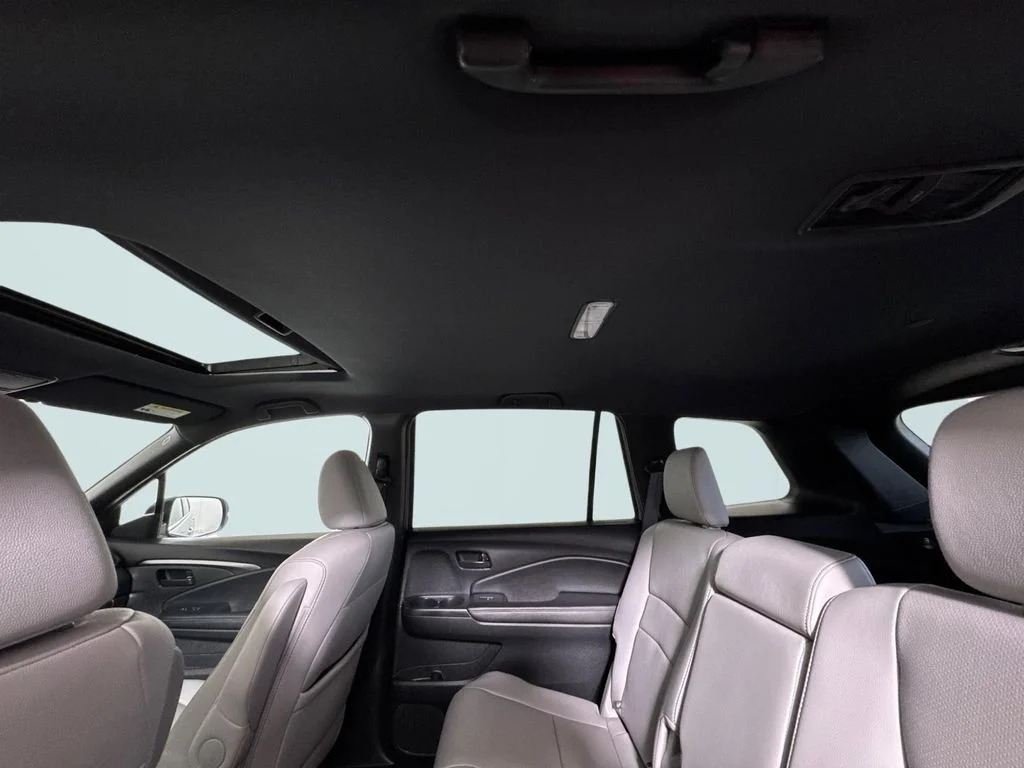 Used 2023 Gray Honda EX-L image 13