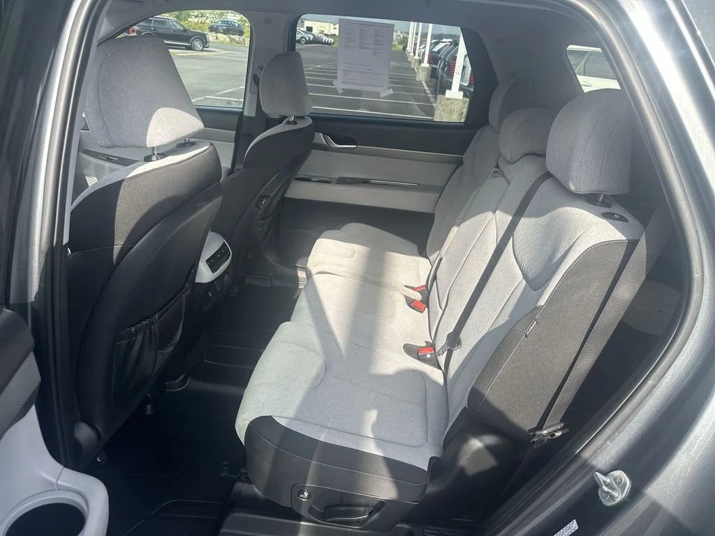 Used 2023 Gray Hyundai SE image 29