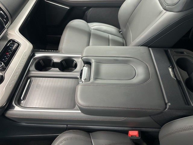 2025 Ford Expedition Active - Photo 35