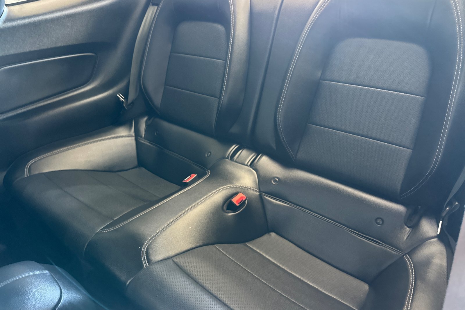 Used 2020 Silver Ford GT Premium image 12