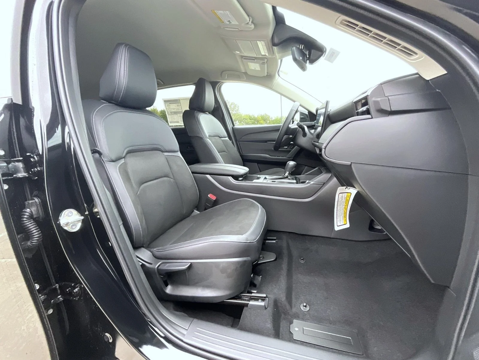 New 2026 Jet Black Mica Mazda 2.5 S Preferred AWD image 17
