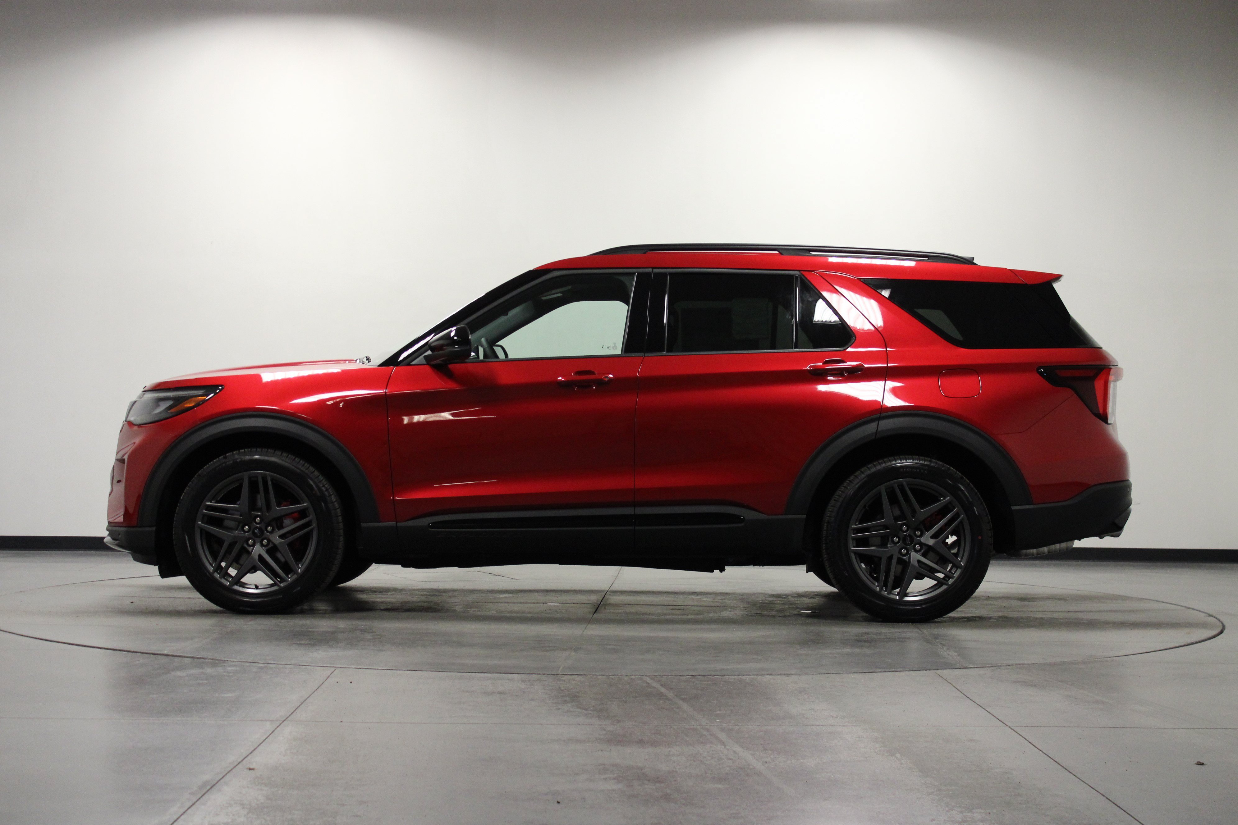 New 2026 Rapid Red Metallic Tinted Clearcoat Ford ST image 7