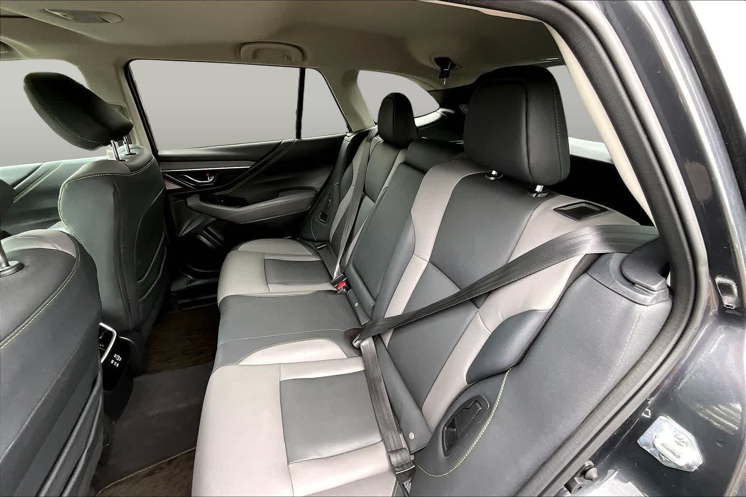 Used 2024 Magnetite Gray Metallic Subaru Onyx Edition image 21