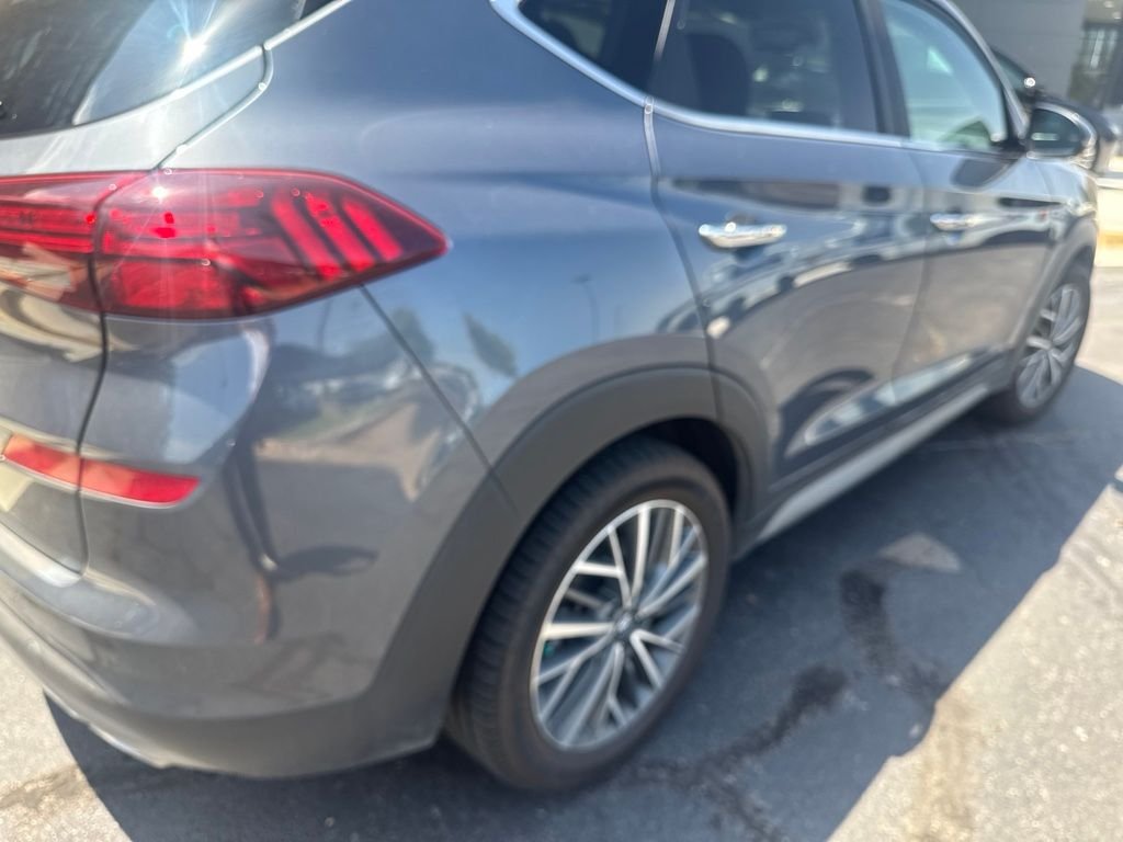 Used 2021 Gray Hyundai Ultimate image 3