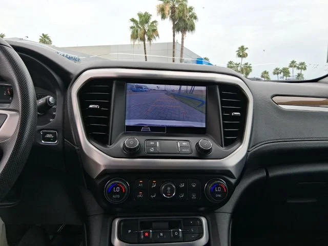 Used 2021 White GMC SLE image 13