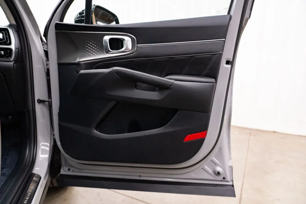 Used 2022 Gray Kia SX image 29