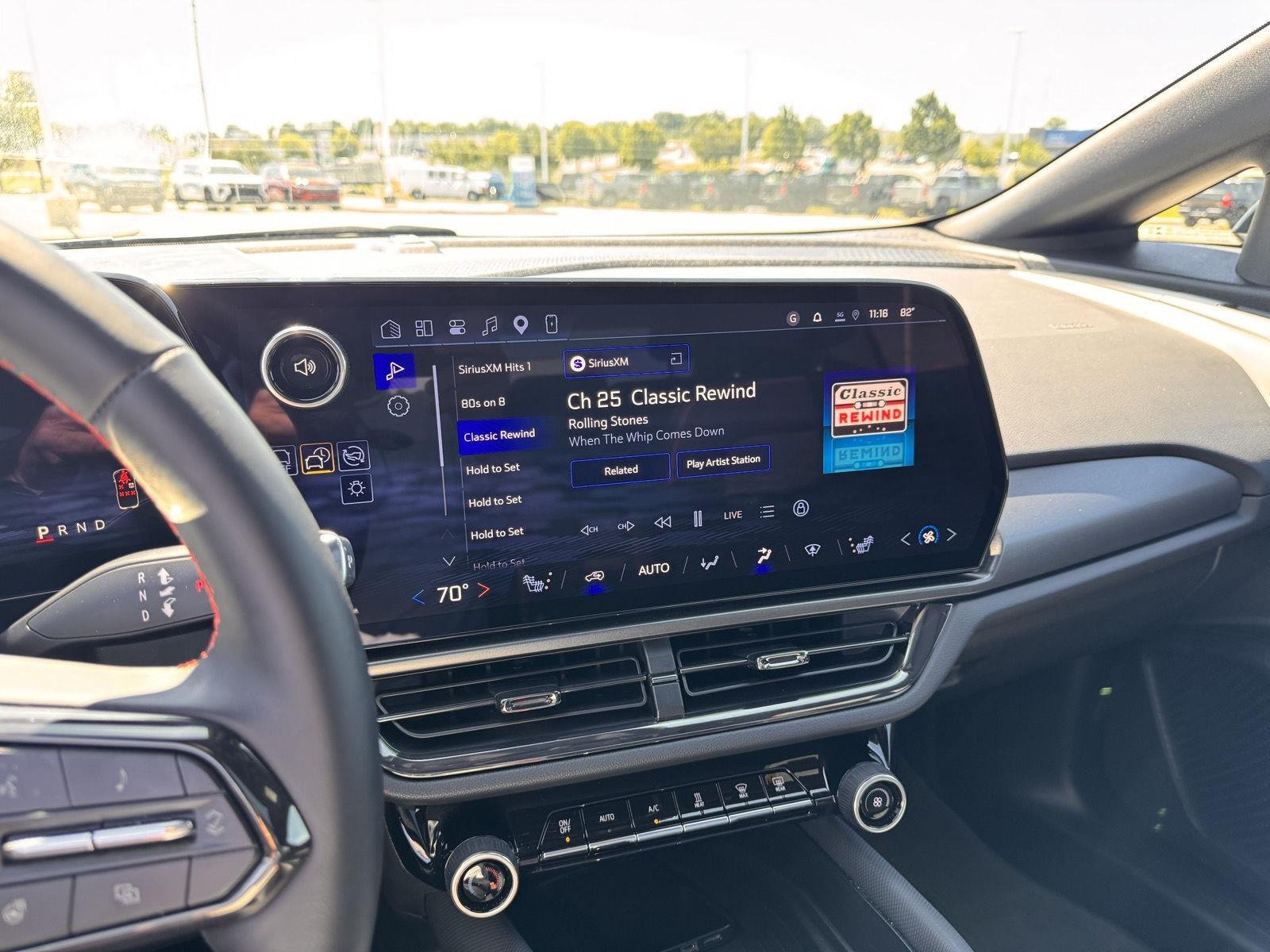 2026 Chevrolet Equinox EV RS - Photo 20