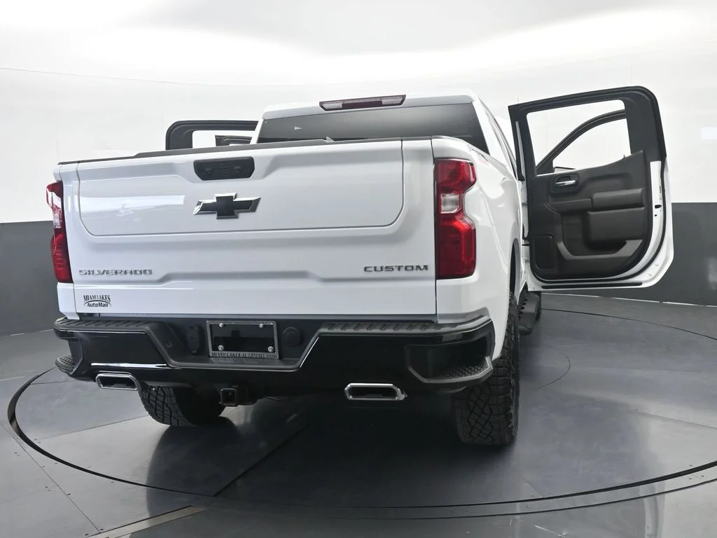 Used 2024 Summit White Chevrolet Custom Trail Boss image 78
