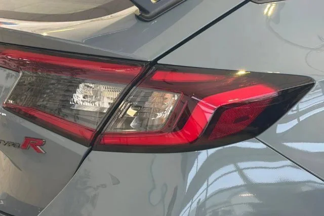 New 2026 Sonic Gray Pearl Honda  image 32
